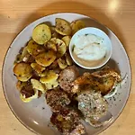 Winzergasthof Zum Kellerstuebchen 3* Mehring (Rhineland-Palatinate)