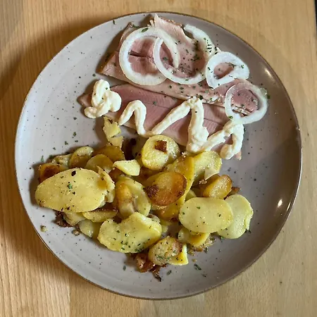 Winzergasthof Zum Kellerstübchen Pensión 3*