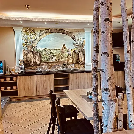 Winzergasthof Zum Kellerstuebchen Guest house 3*