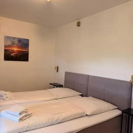 Affittacamere Winzergasthof Zum Kellerstuebchen 3*