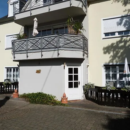 Winzergasthof Zum Kellerstuebchen メーリング