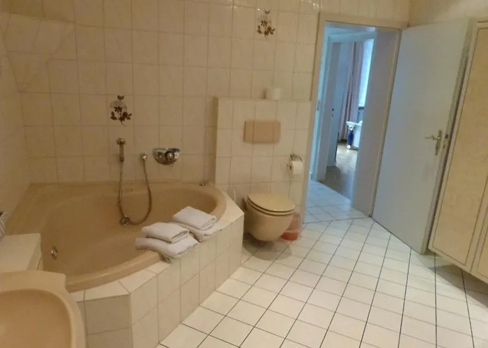 Winzergasthof Zum Kellerstuebchen Maison d'hôtes Mehring (Rhineland-Palatinate)