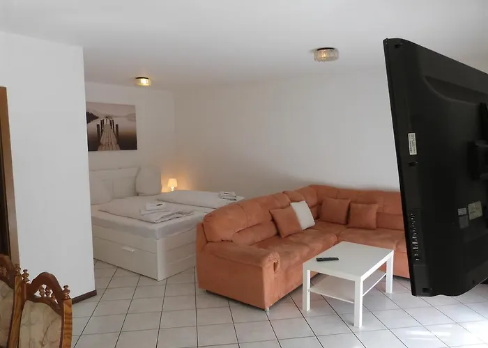 Winzergasthof Zum Kellerstuebchen 3*